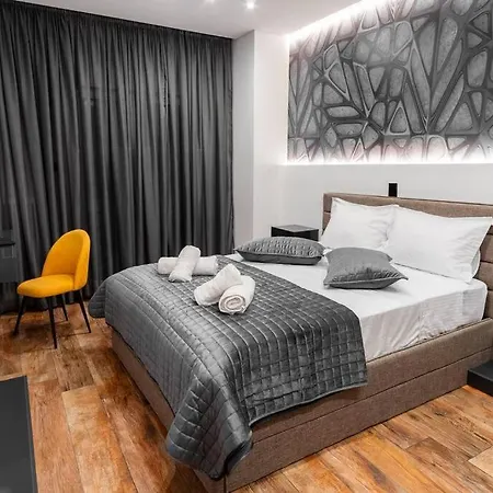 The Modern Flat 25 Apartment